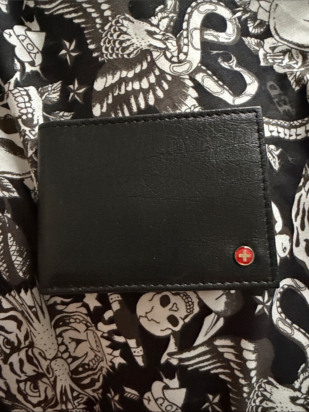 Alpine Swiss Black Leather Bi-Fold Wallet with Red Swiss Emblem